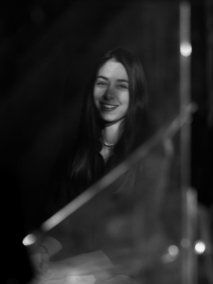 tokes-anna-TheLastDrop.jpg